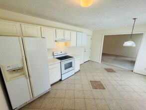 104 Liberty Ct in Raeford, NC - Building Photo - Building Photo