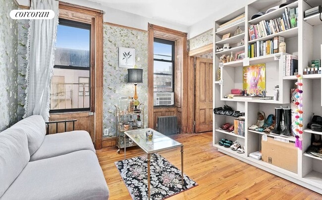 property at 25 Leroy St