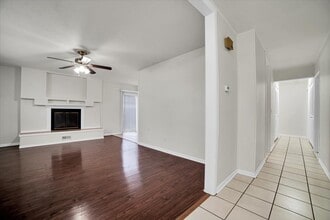 3 Winrock Rd in Montgomery, IL - Building Photo - Building Photo