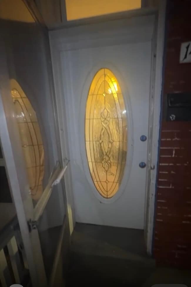 property at 144 S Mulberry St