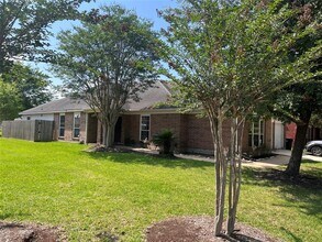 4903 Lake Gladewater Ct in Richmond, TX - Building Photo - Building Photo