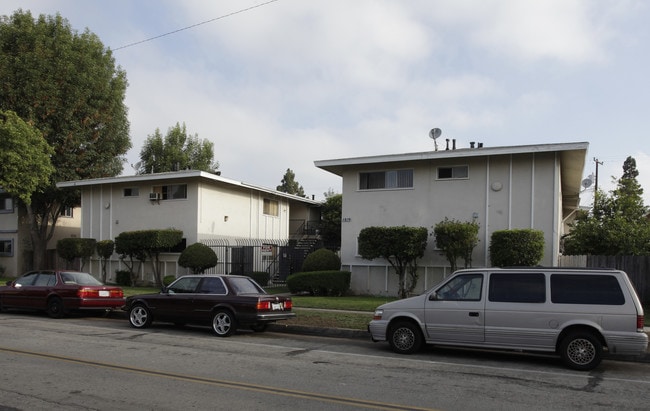 1819-1821 W Greenleaf Ave in Anaheim, CA - Building Photo - Building Photo