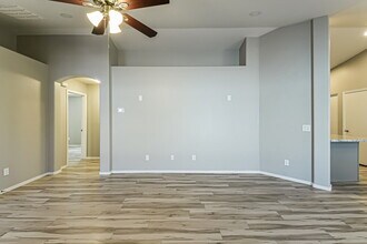 2143 E Danbury Rd in Phoenix, AZ - Building Photo - Building Photo