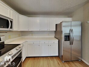 3044 Arrowroot Ln in Indianapolis, IN - Building Photo - Building Photo