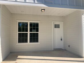 5871 Collins Rd in Jacksonville, FL - Building Photo - Building Photo