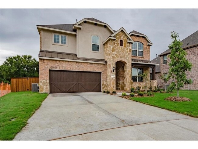 10671 Villanova Dr in Frisco, TX - Foto de edificio - Building Photo