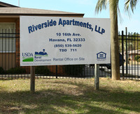 Riverside Apartments in Havana, FL - Building Photo - Building Photo