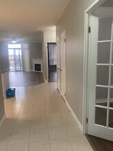 353 Commissioners Rd W in London, ON - Building Photo - Building Photo