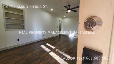 1624 Camino Sierra in Bakersfield, CA - Building Photo - Building Photo