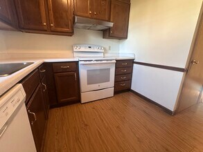 8506 Izard St in Omaha, NE - Building Photo - Building Photo