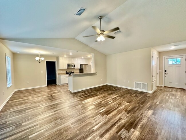 6006 Colton Blaine Ct in Crestview, FL - Building Photo - Building Photo