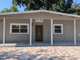 2109 E Bougainvillea Ave, Unit A in Tampa, FL - Building Photo