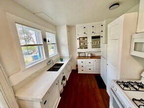 138 Fountain Ave in Pacific Grove, CA - Building Photo - Building Photo