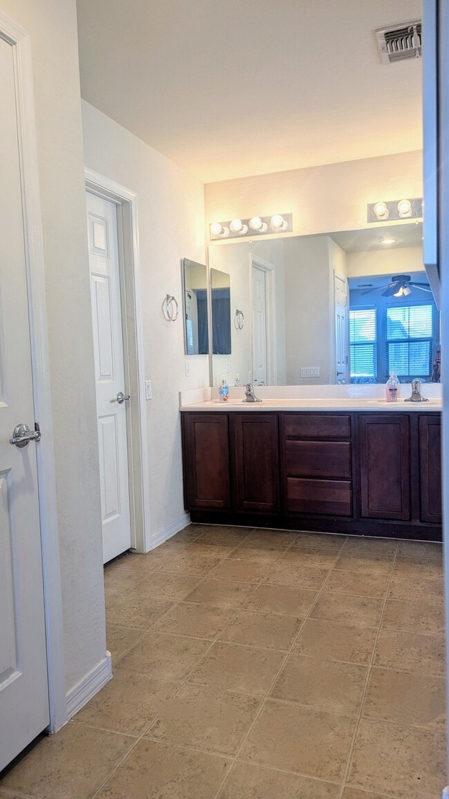 11020 E Silver Springs Cir in Mesa, AZ - Building Photo - Building Photo