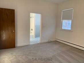 129 Pleasant St in Arlington, MA - Building Photo - Building Photo