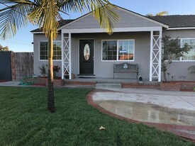 2618 Ralston Ln in Redondo Beach, CA - Building Photo