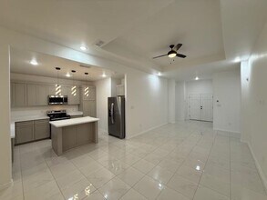 5305 Aceituno Dr in Laredo, TX - Building Photo - Building Photo