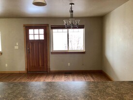 2961 N 27th Ave in Bozeman, MT - Building Photo