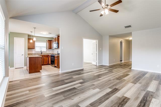 1404 Shumard Dr in Princeton, TX - Building Photo