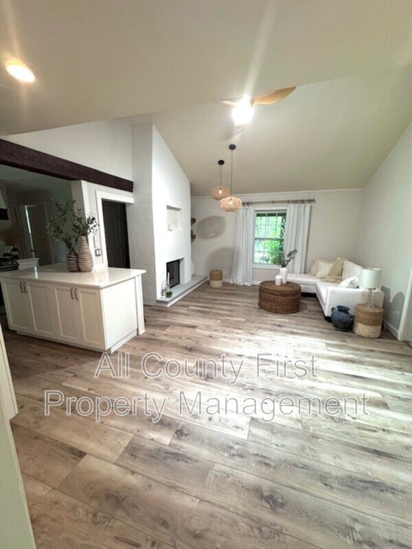 property at 459 Holly Dr SE