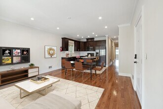 286 Whiton St in Jersey City, NJ - Building Photo - Building Photo