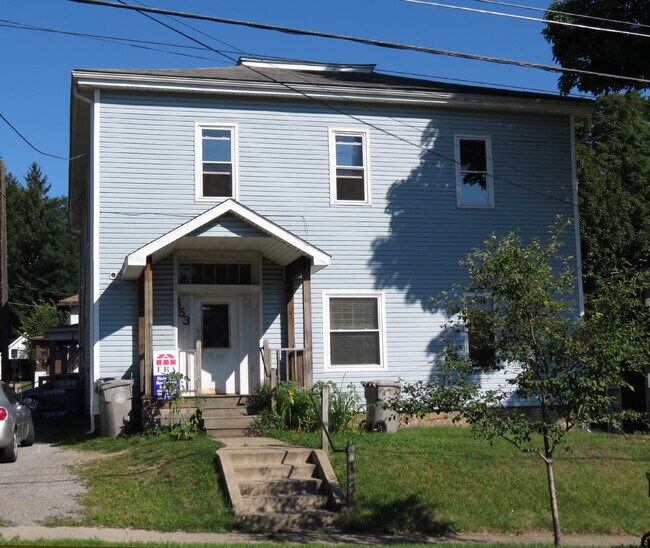 653 N Main St Apartments and Nearby Meadville Apartments For Rent