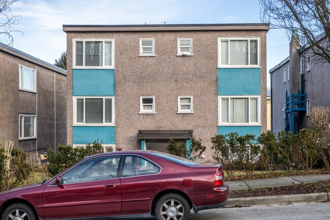 1785 Adanac St in Vancouver, BC - Building Photo - Building Photo