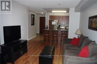 5 Michael Power Pl in Toronto, ON - Building Photo - Building Photo