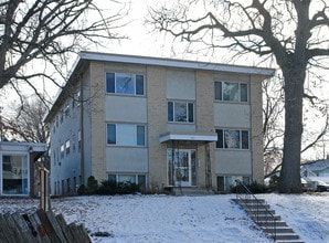 1907 Glenwood Ave in Minneapolis, MN - Building Photo - Building Photo