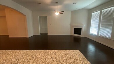 20608 Mouflon Dr in Pflugerville, TX - Building Photo - Building Photo