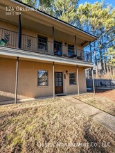 124 Orleans Oaks Ln in Oxford, MS - Foto de edificio - Building Photo