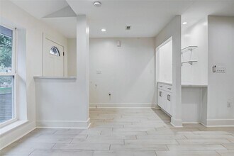 5541 Aspen St in Houston, TX - Building Photo - Building Photo