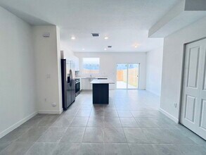 17956 SW 358th St in Homestead, FL - Building Photo - Building Photo