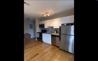 97 Chelsea St, Unit #3B in Boston, MA - Building Photo