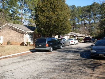 Greenwood Apartments in Newnan, GA - Building Photo