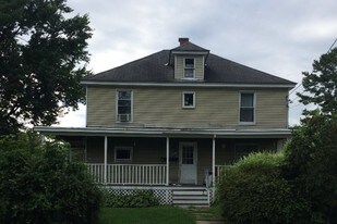 149 Forest St Apartments