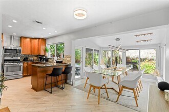 228 NE 16th Ave in Pompano Beach, FL - Building Photo - Building Photo