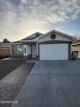 1733 Shreya St in El Paso, TX - Building Photo - Building Photo