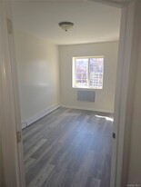 404 E 54th St in Brooklyn, NY - Building Photo