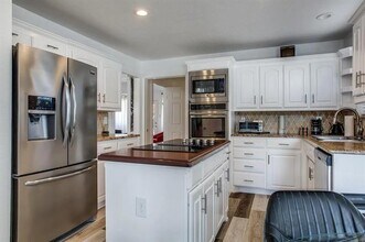 6715 Windrock Rd in Dallas, TX - Building Photo - Building Photo