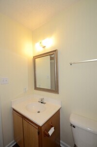 132 Brenda Dr photo'