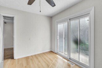 2951 Peacock St in Hope Mills, NC - Building Photo - Building Photo