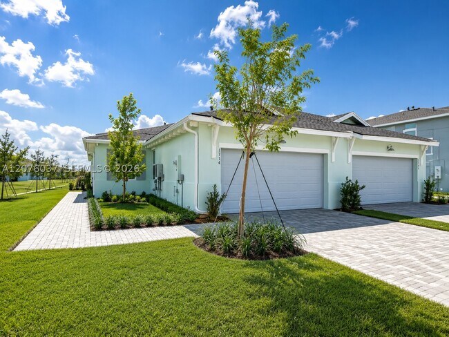 property at 1714 Pelican Post Pl