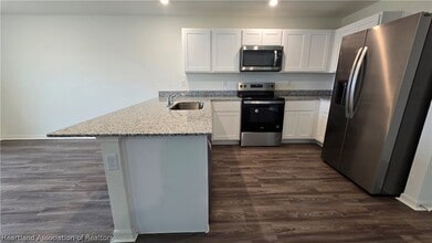 1260 Stone Ridge Cir in Sebring, FL - Building Photo - Building Photo