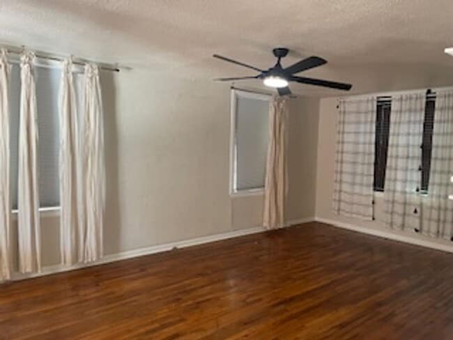 property at 1140 W Frey