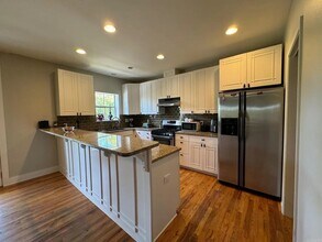 3124 Kavanaugh Blvd, Unit B in Little Rock, AR - Building Photo - Building Photo