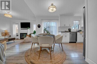 25 Sprucewood Crescent in Bowmanville, ON - Building Photo - Building Photo