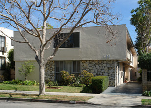 348 S Rexford Dr in Beverly Hills, CA - Building Photo - Building Photo