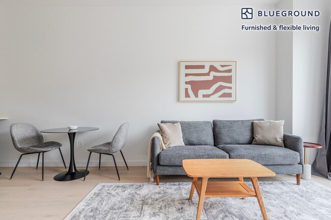 425 3rd St, Unit SI FL3-ID2087 in Jersey City, NJ - Foto de edificio - Building Photo