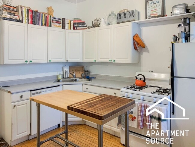 3637 N Paulina St in Chicago, IL - Building Photo - Building Photo